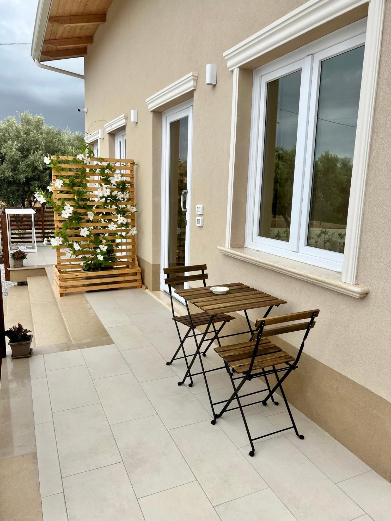 Le Gorgoni Tropea B&B サンタ・ドメーニカ エクステリア 写真